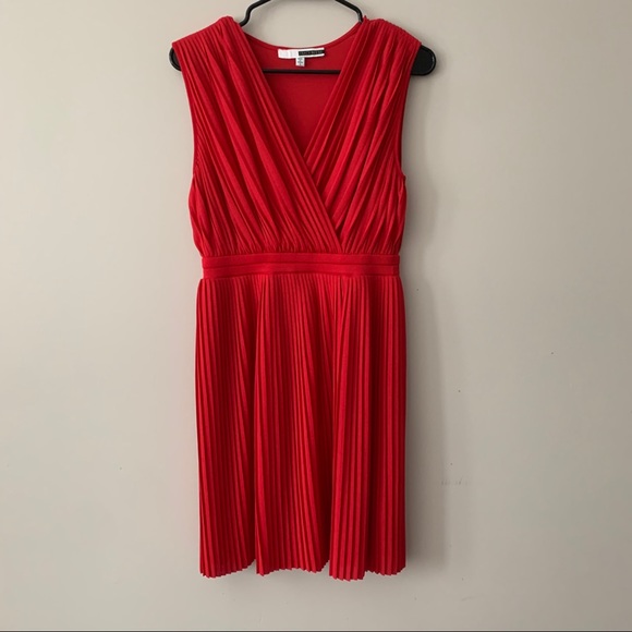 Tracy Reese Red Pleated Dress - Picture 2 of 5